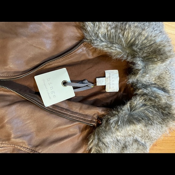 Hinge Faux Fur Collar Leather Jacket M NWT - Picture 3 of 4